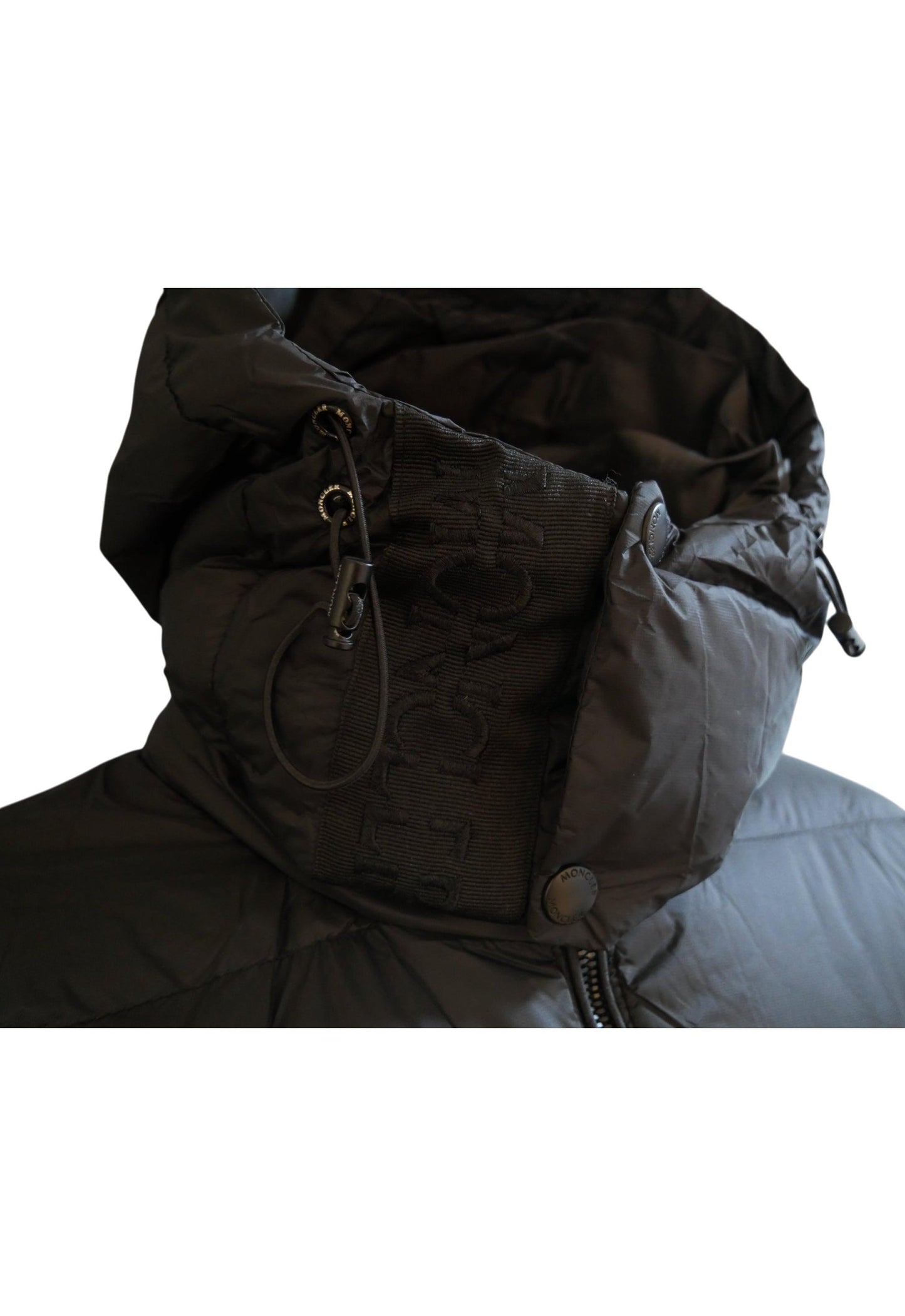 Moncler Jacke - Salvin Store