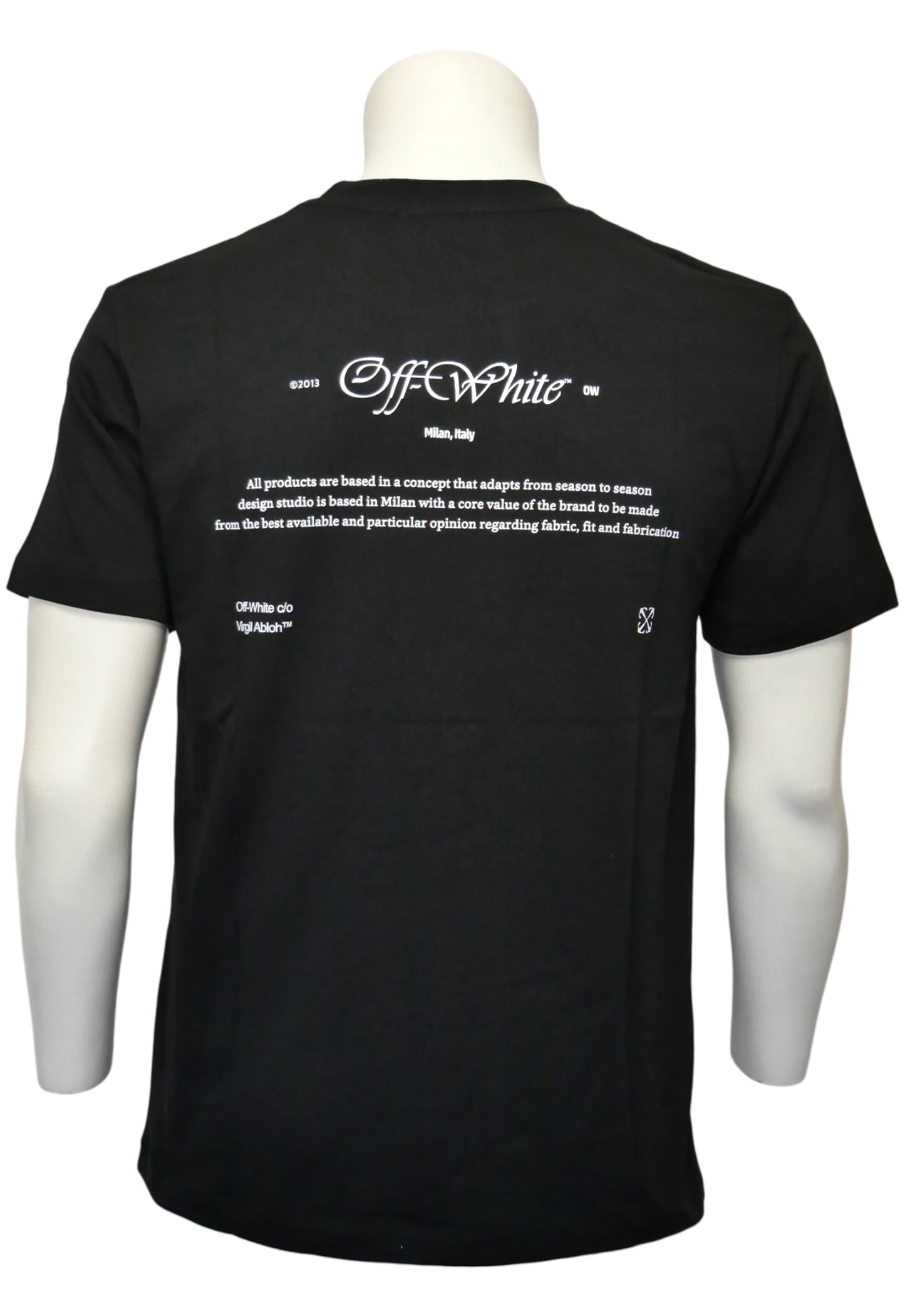 Off-White T-Shirt in Navy, schlichtes Design