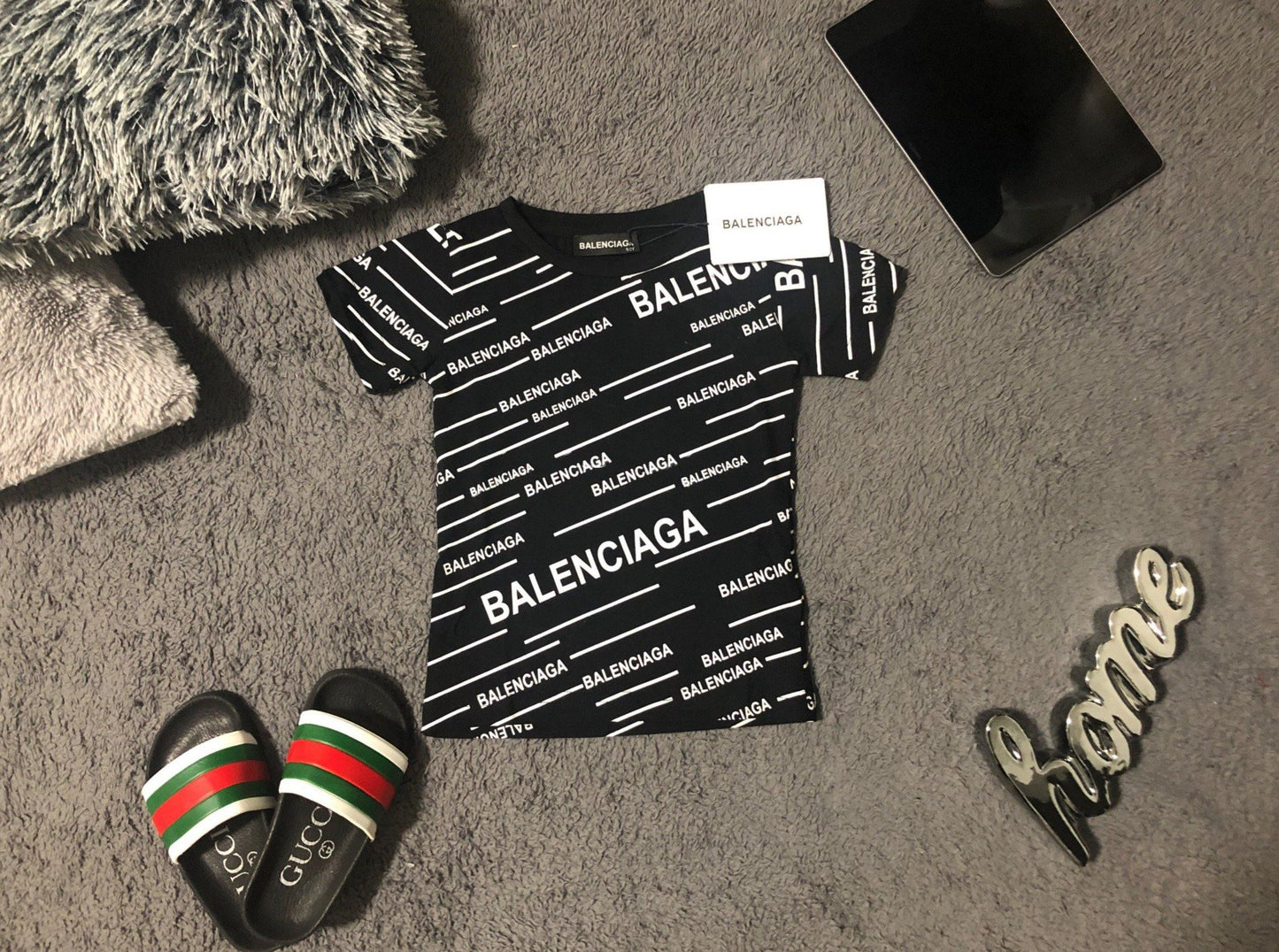 Balenciaga Kinder T-Shirt – Vorderansicht