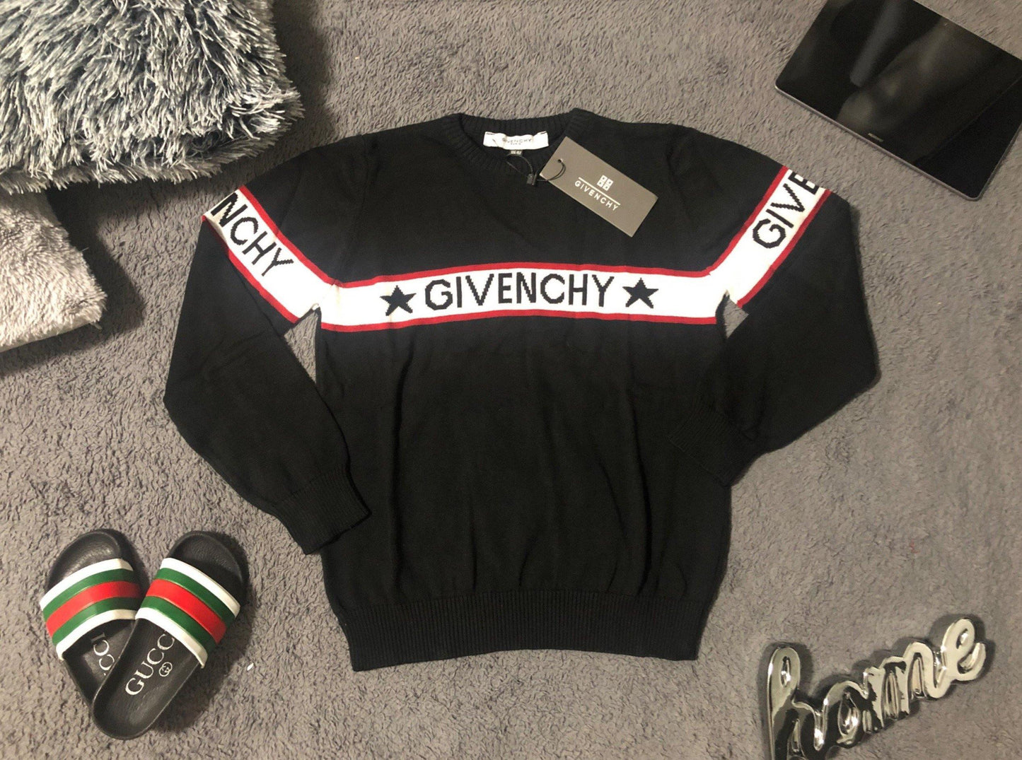 Givenchy Baby, Kinder Strickpullover – Vorderansicht