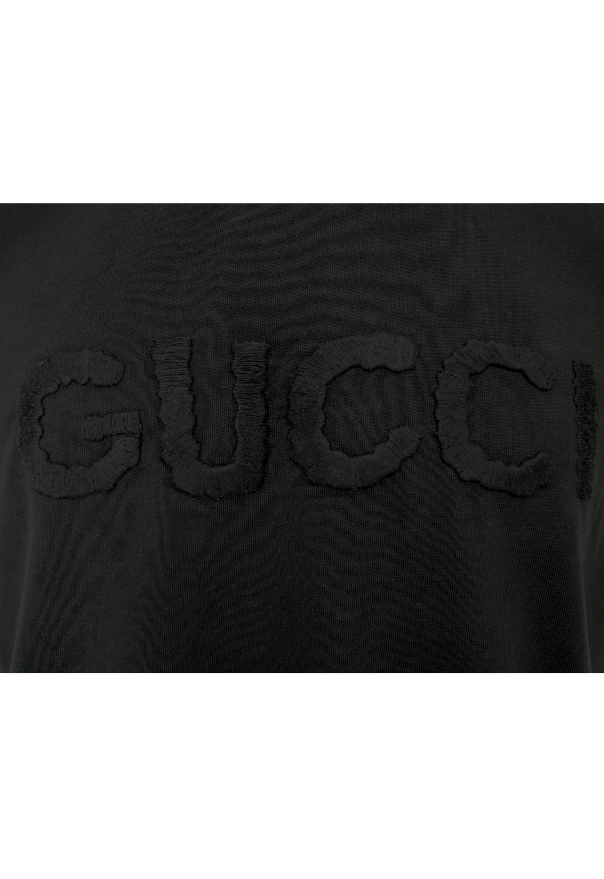 Gucci T-Shirt in Schwarz, Brustprint Schriftzug
