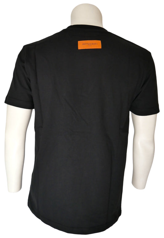 Louis Vuitton T-Shirt in Schwarz, Brustprint Schriftzug