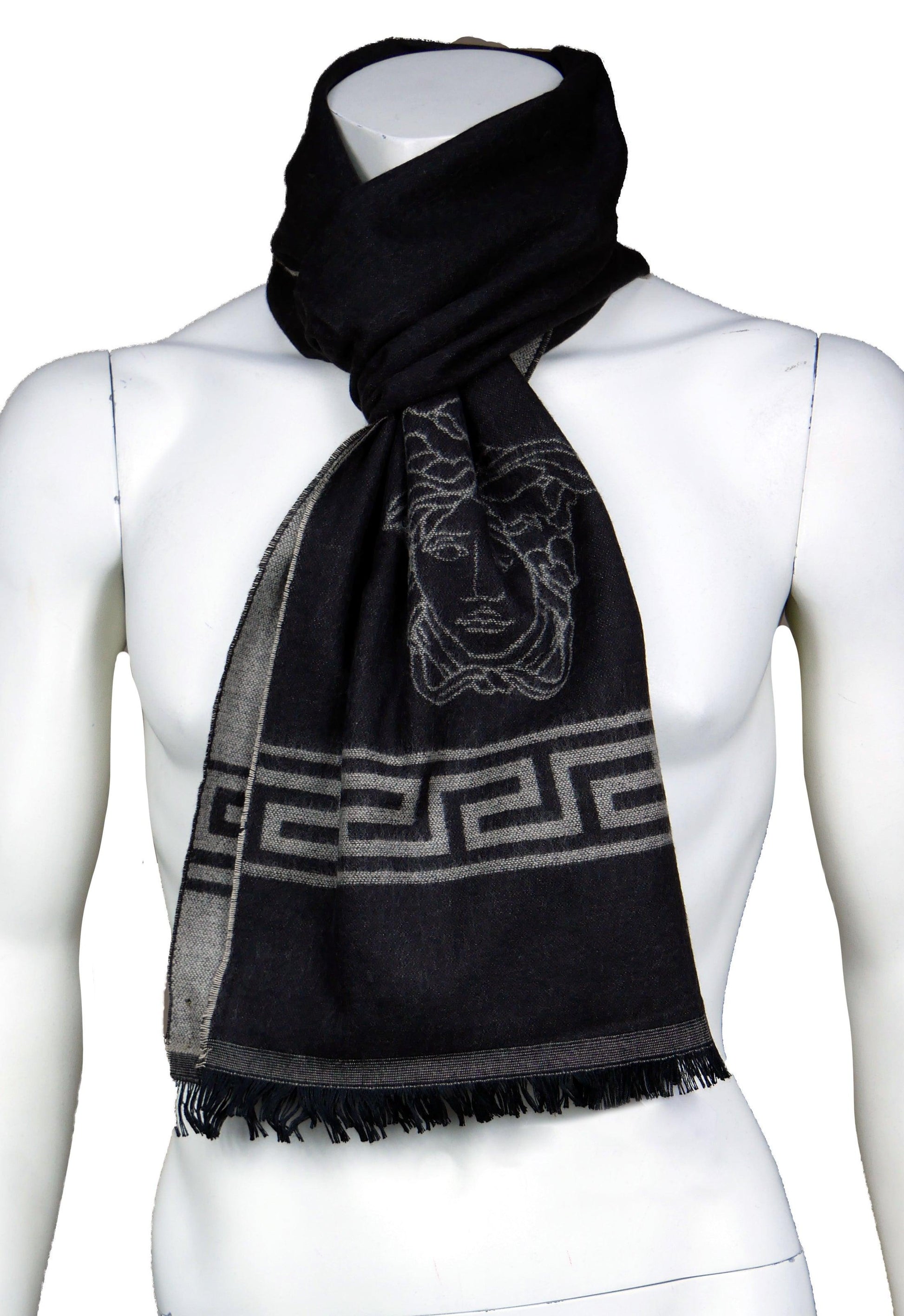 Versace Herren Schal – Vorderansicht
